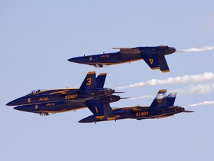 airshow_2_bg_101604_30.jpg