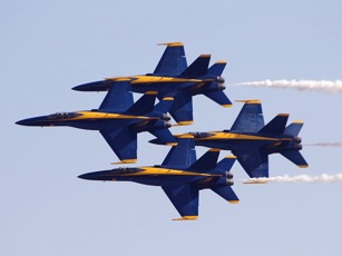 airshow_3_bg_101604_30.jpg